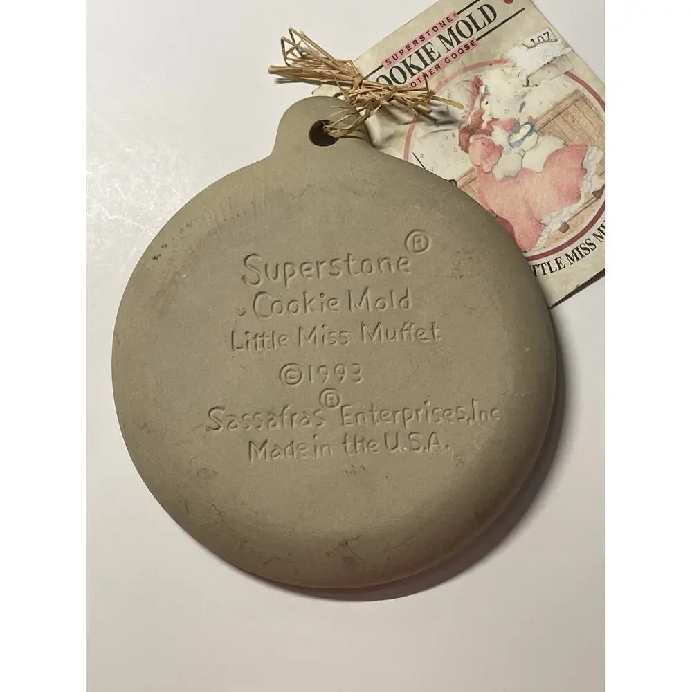 Superstone Sassafras Cookie Mold Little Miss Muffet 1993 Made in USA VINTAGE